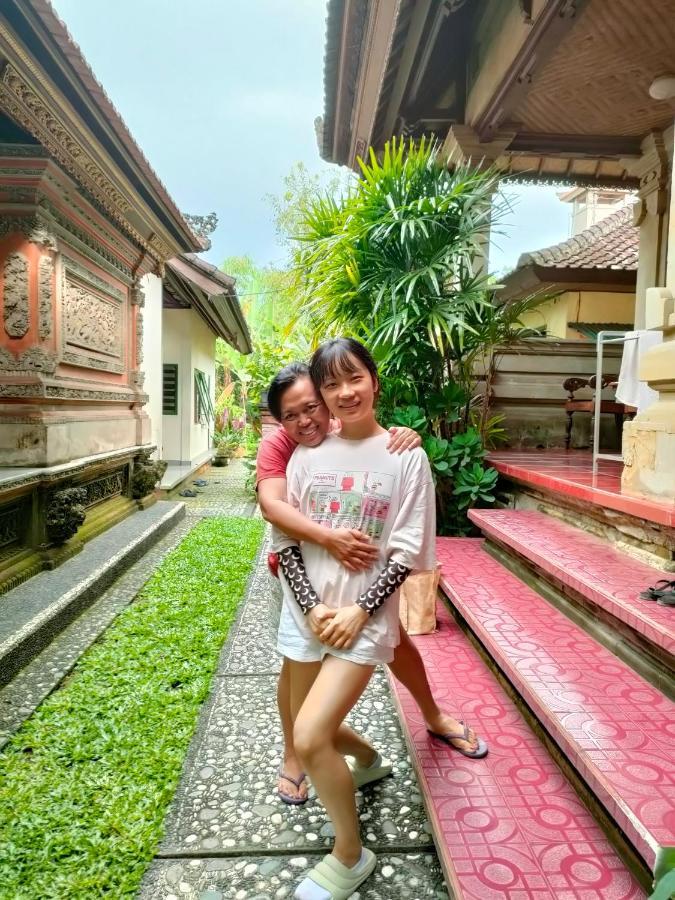 Tungeh Inn Ubud Exteriör bild